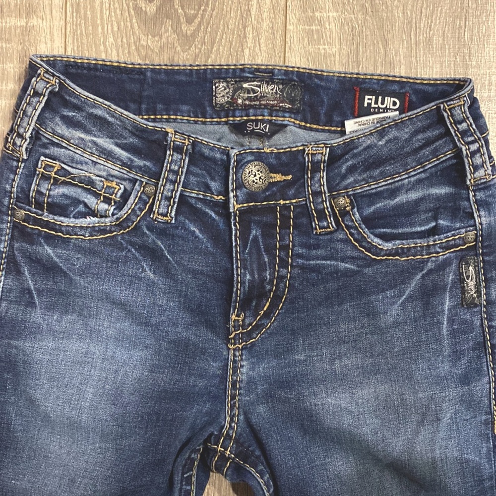 Silver Jeans - Picture 2 of 3